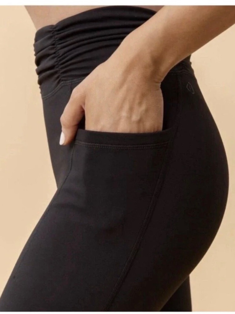 Women’s M Blogilates Ruched Waist Legging Black
